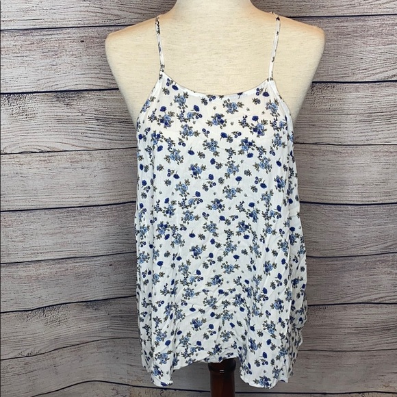 Ultra Flirt Tops - NWT ULTRA FLIRT FLORAL TOP